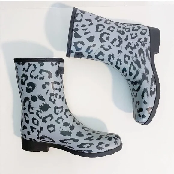 HUNTER Refined Stormy Gray Hybrid Leopard Print Luna Short Rain Boots | 7 - Picture 14 of 14
